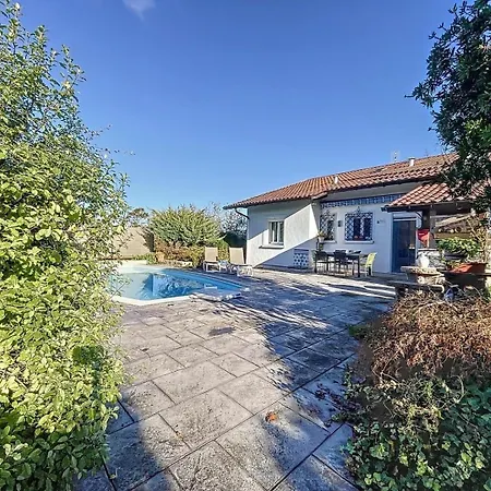 別荘 Bordaberria Pays Basque - 5 Chambres, Piscine, 15 Min Biarritz